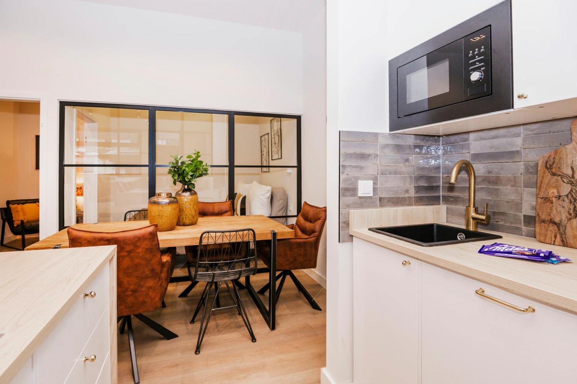 S331 - Luxurious Two Bedroom Duplex Apartment In Köln Exteriör bild